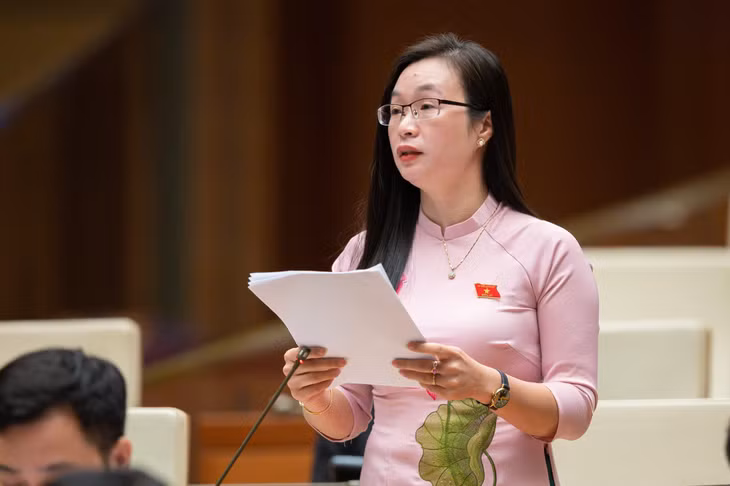 Đại biểu Trần Thị Thu Hằng - Đoàn ĐBQH tỉnh Đắk Nông