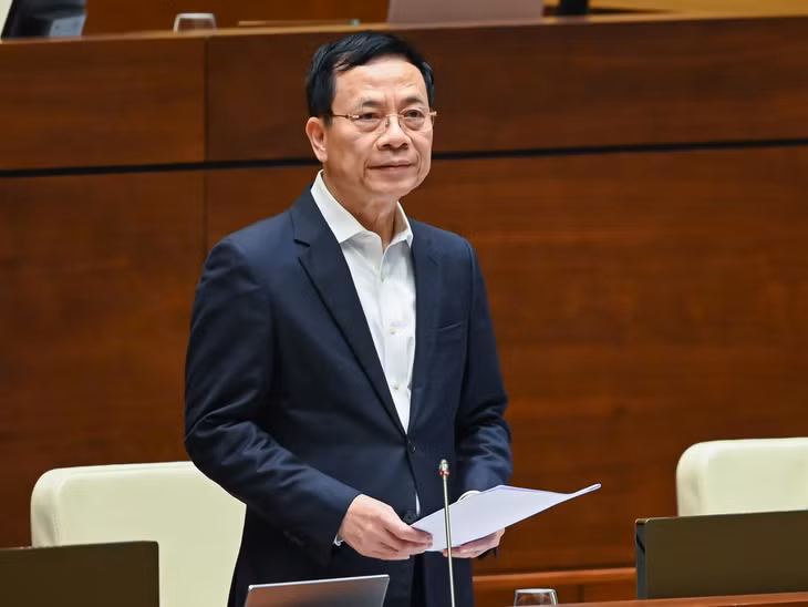 Bộ trưởng Bộ Thông tin và Truyền thông Nguyễn Mạnh Hùng