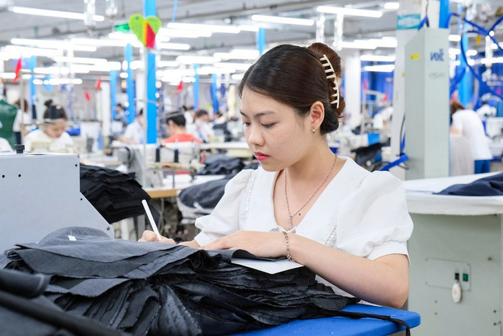 Kinh tế khởi sắc, thị trường lao động phục hồi. Ảnh minh họa