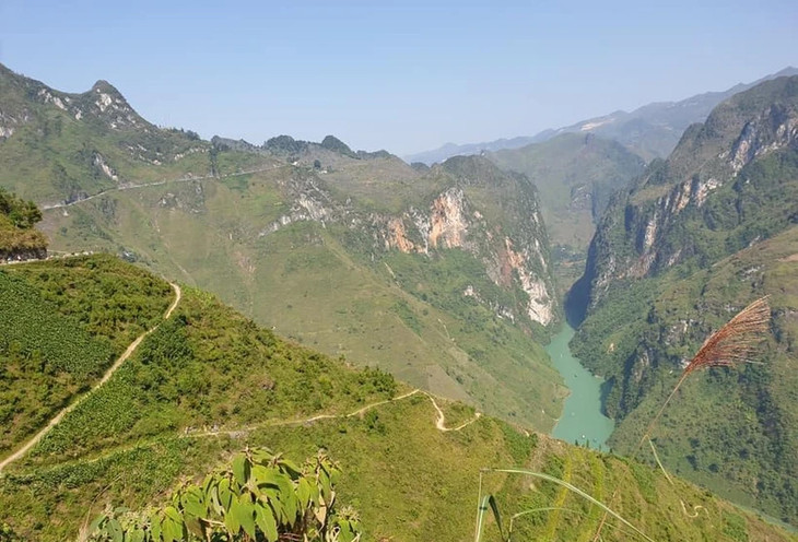 Công viên Địa chất toàn cầu Cao nguyên đá Đồng Văn là một trong 61 địa điểm tiềm năng được quy hoạch trở thành Khu Du lịch Quốc gia