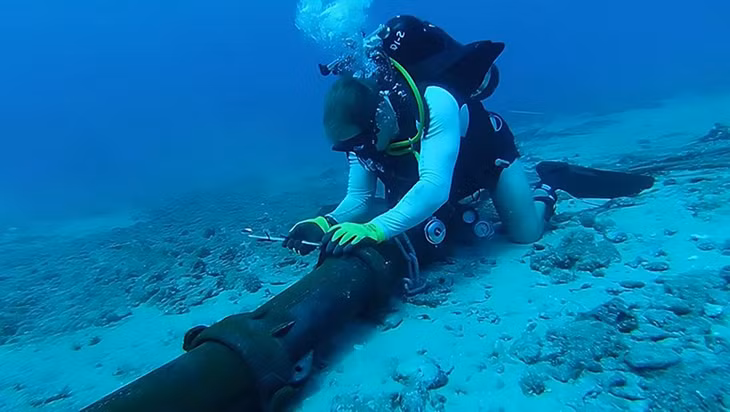 Loạt sự cố xảy ra liên tiếp đối với 3 trong 5 tuyến cáp quang. Ảnh minh họa