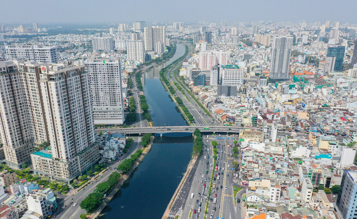 Đại lộ Võ Văn Kiệt đoạn qua Quận 1