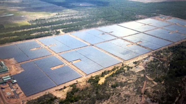 Nhà máy Điện mặt trời Long Thành 1 trên địa bàn xã Ia Lốp, huyện Ea Súp Nhà máy Điện mặt trời Long Thành 1 trên địa bàn xã Ia Lốp, huyện Ea Súp