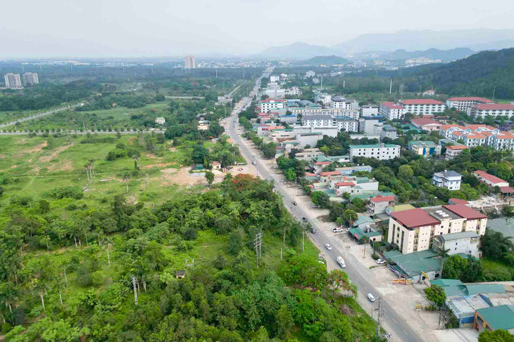 Quốc lộ 21A đoạn qua xã Thạch Hoà (Thạch Thất, Hà Nội)