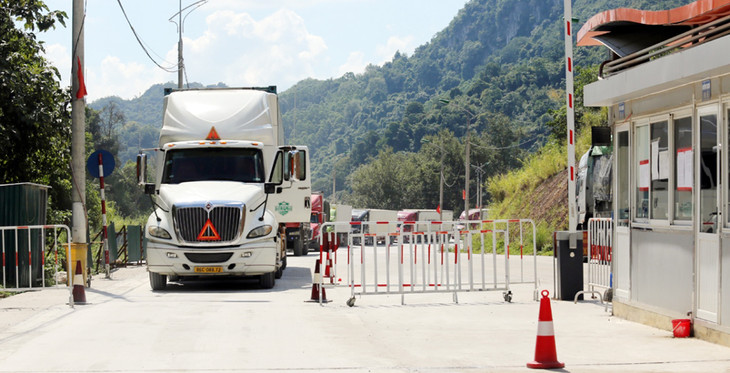 Tính đến giữa tháng 5/2024, tổng kim ngạch XNK các loại hình hàng hoá qua tỉnh Lạng Sơn đạt trên 22 tỷ USD Tính đến giữa tháng 5/2024, tổng kim ngạch XNK các loại hình hàng hoá qua tỉnh Lạng Sơn đạt trên 22 tỷ USD