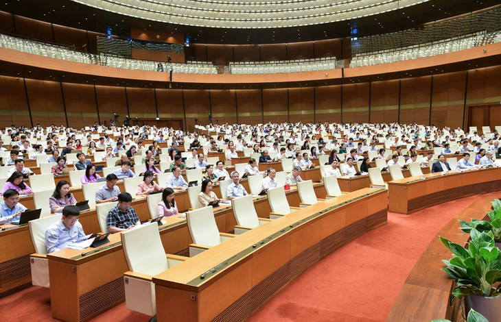 Các đại biểu tại phiên họp