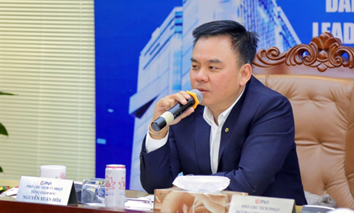 Ông Nguyễn Xuân Hòa - PCT TT HĐQT kiêm TGĐ trả lời câu hỏi của các nhà đầu tư