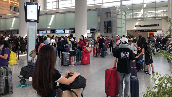 Đưa hơn 340 công dân Việt Nam từ Hoa Kỳ về nước an toàn