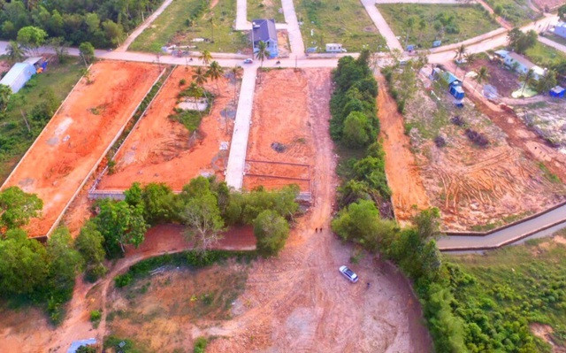 Ngành chức năng tỉnh Kiên Giang buông lỏng quản lý rừng, cấp sổ đỏ trên đất rừng, để dân bao chiếm đất rừng; tách thửa hơn 17.800 thửa đất nông nghiệp