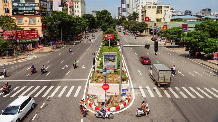 Việc đầu tư xây dựng cầu vượt qua đường Hoàng Quốc Việt nhằm khắc phục "nút thắt" mặt cắt hẹp trên đường Nguyễn Văn Huyên, tăng khả năng lưu thông qua nút, tạo thuận lợi cho việc phân luồng phương tiện giữa Vành đai 2 và Vành đai 3; góp phần từng bước hoàn thiện mạng lưới giao thông theo quy hoạch, thúc đẩy phát triển KT-XH các quận Cầu Giấy, Tây Hồ, Bắc Từ Liêm.