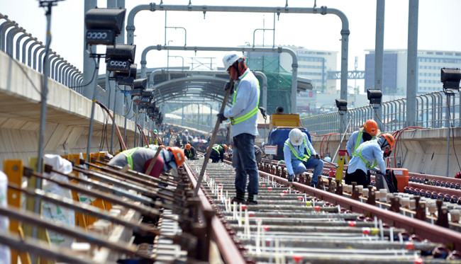 Thi công trên tuyến metro Bến Thành - Suối Tiên. Ảnh minh họa