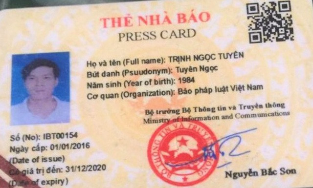 Người đàn ông mạo danh người của Cục Báo chí sử dụng thẻ nhà báo giả