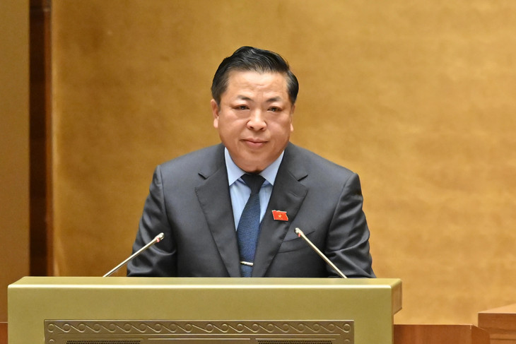 Bộ trưởng Bộ Xây dựng Trần Hồng Minh. Ảnh: QH Bộ trưởng Bộ Xây dựng Trần Hồng Minh. Ảnh: QH