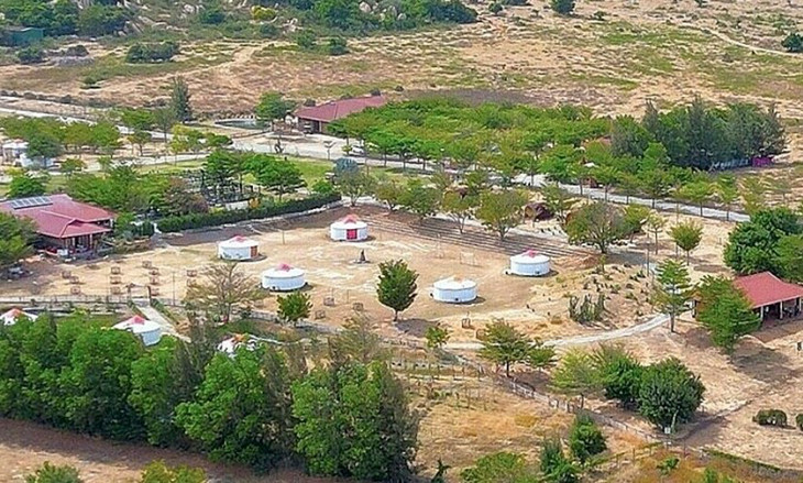 Khu Tanyoli theo phong cách làng Mông Cổ tại xã Phước Dinh, huyện Thuận Nam