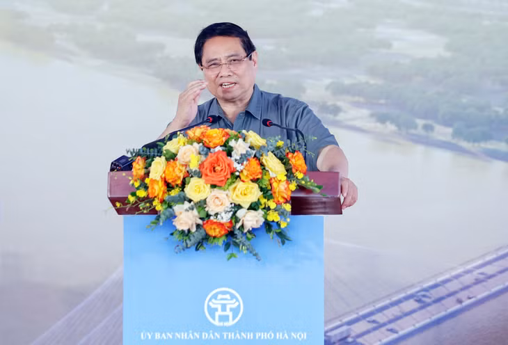 Phát biểu tại Lễ khởi công cầu Tứ Liên (Hà Nội), Thủ tướng Phạm Minh Chính yêu cầu hoàn thành trong 24 tháng