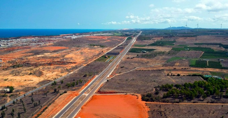 Quỹ đất hai đường ven biển Phan Thiết - Kê Gà (ĐT 719B) chưa được kkhai thác