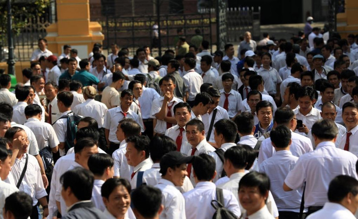 Tài xế Vinasun tập trung tại Toà án TP.HCM trước phiên toà kiện Grab Tài xế Vinasun tập trung tại Toà án TP.HCM trước phiên toà kiện Grab