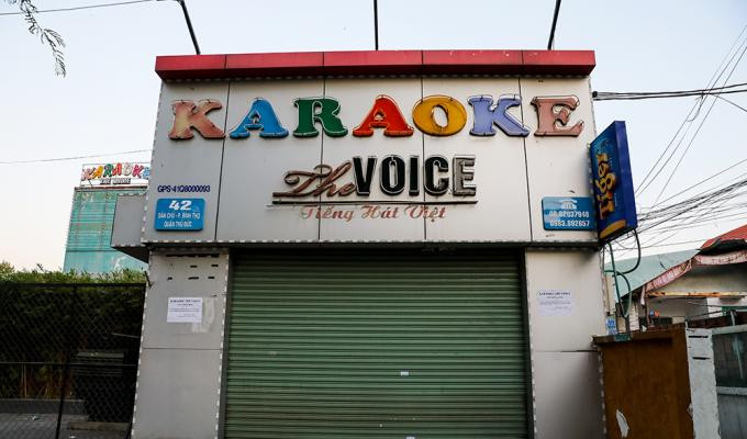 TP.HCM cho phép vũ trường, karaoke, massage... hoạt động từ ngày 10/1