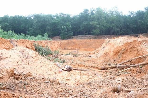 Một góc khu vực bị đào sâu. Ảnh: TTXVN