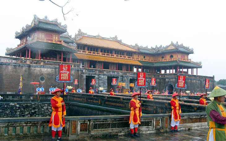 Lễ Ban Sóc diễn ra sáng 1/1 đã mở đầu cho chương trình Festival Huế 2022