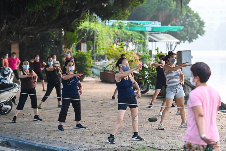 Hai quận Tây Hồ và Hai Bà Trưng chuyển từ cấp độ 3 xuống cấp độ 2