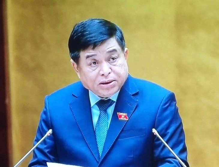 Bộ trưởng Bộ KH&ĐT Nguyễn Chí Dũng báo cáo Quốc hội về dự thảo Nghị quyết về chính sách tài khóa, tiền tệ hỗ trợ triển khai Chương trình phục hồi và phát triển kinh tế - xã hội Bộ trưởng Bộ KH&ĐT Nguyễn Chí Dũng báo cáo Quốc hội về dự thảo Nghị quyết về chính sách tài khóa, tiền tệ hỗ trợ triển khai Chương trình phục hồi và phát triển kinh tế - xã hội