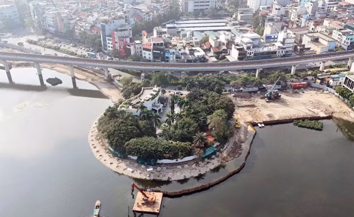 Bán đảo hồ Đống Đa nhìn từ trên cao