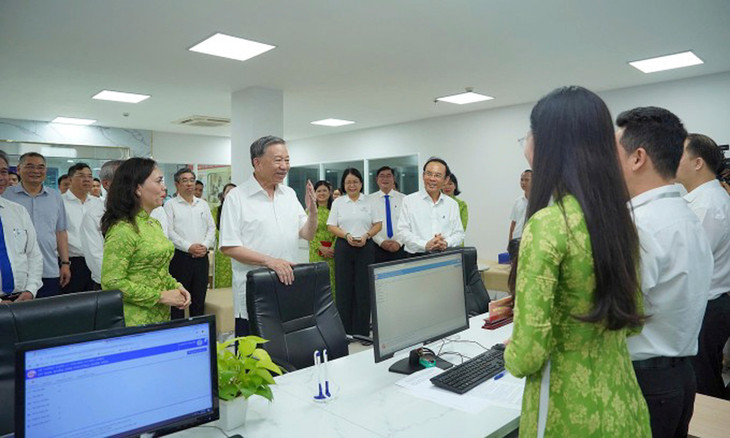 Tổng Bí thư Tô Lâm khảo sát thực tế tại phường Xuân Hòa, TP.HCM