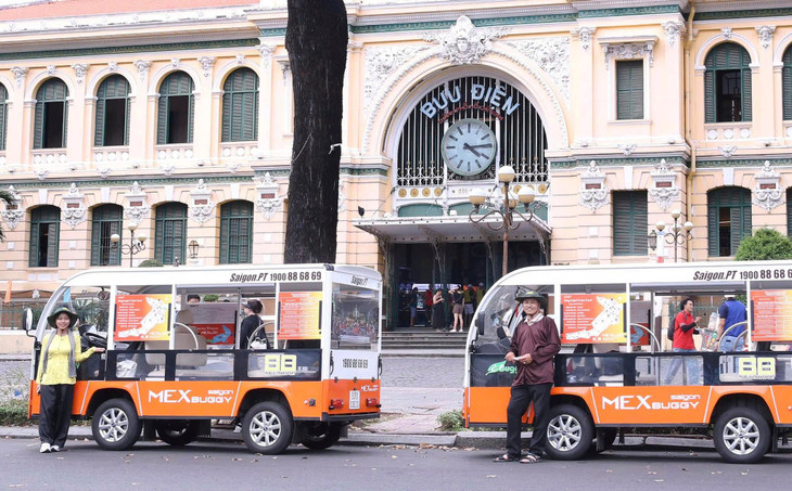 Xe bốn bánh gắn động cơ điện tại TP.HCM sẽ dừng đón khách du lịch từ ngày 1/7.