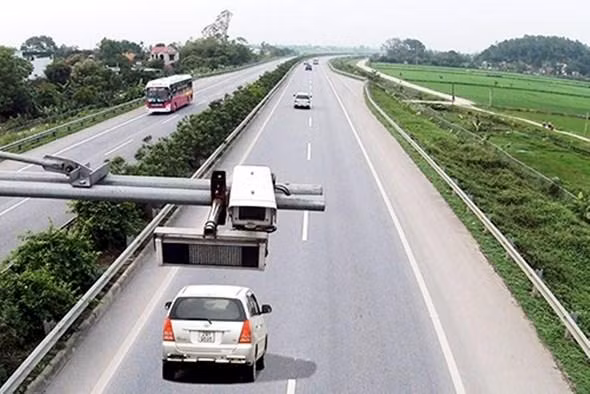 Gần 600 tài xế bị phạt nguội trên cao tốc Nội Bài - Lào Cai trong 7 ngày Tết Tân Sửu 2021