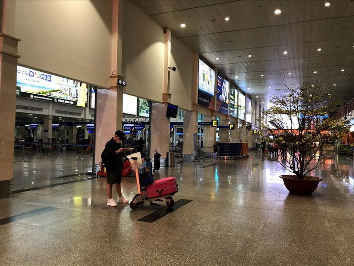 Sản lượng vận tải hành khách đường sắt, hàng không Tết Tân Sửu giảm sâu