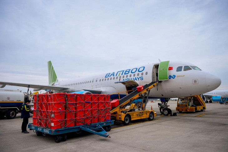 Bamboo Airways vận chuyển hàng hóa, thiết bị y tế…tới các điểm nóng về dịch bệnh tại Việt Nam