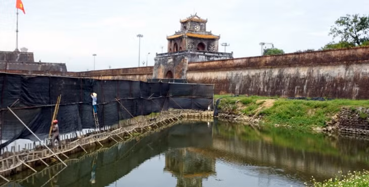 Kè dọc Hộ Thành hào ở mặt Đông của Kinh thành Huế sẽ được tu bổ, tôn tạo