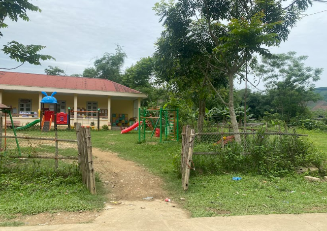 Hiện trạng cơ sở vật chất của điểm trường Làng Lầu khi chưa cải tạo