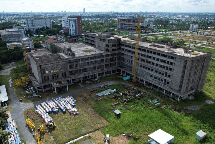 Hiện trạng Bệnh viện Ung bướu Cần Thơ sau 6 năm khởi công Hiện trạng Bệnh viện Ung bướu Cần Thơ sau 6 năm khởi công