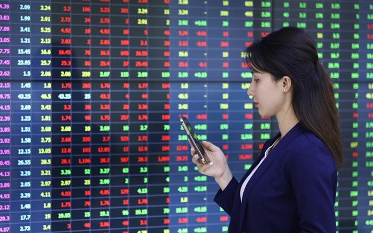 Sở Giao dịch chứng khoán Việt Nam lãi hơn 1.340 tỷ đồng. Ảnh minh họa Sở Giao dịch chứng khoán Việt Nam lãi hơn 1.340 tỷ đồng. Ảnh minh họa