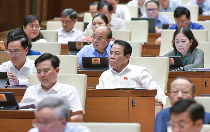 Tại phiên thảo luận đã có 45 đại biểu phát biểu, 22 đại biểu tranh luận