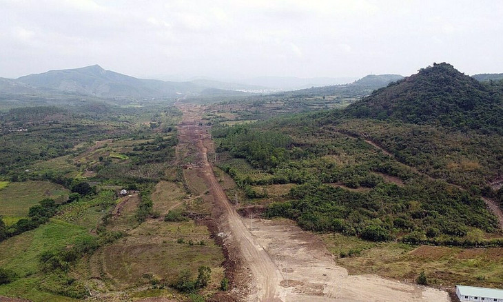 Một đoạn cao tốc Chí Thạnh - Vân Phong Một đoạn cao tốc Chí Thạnh - Vân Phong