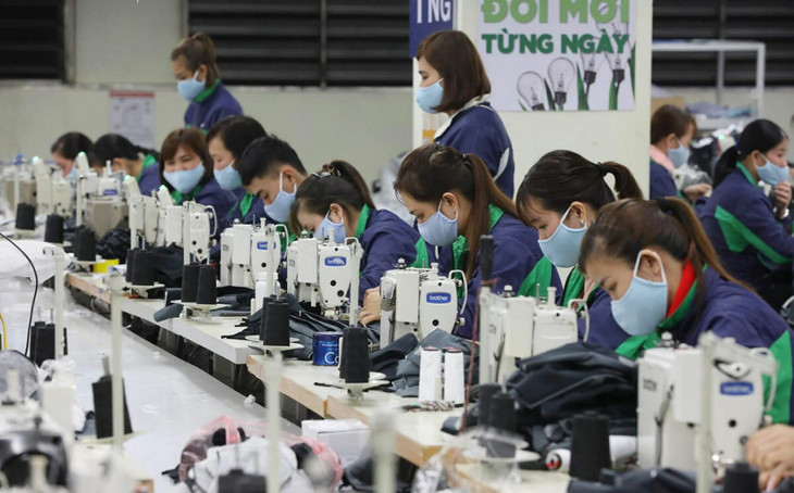 Công nhân dệt may tại một nhà máy ở Thái Nguyên