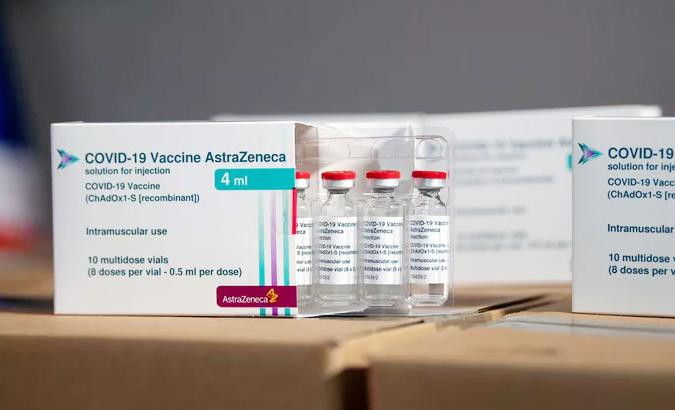 AstraZeneca vừa chuyển về Việt Nam thêm 1.209.400 liều vắc-xin Covid-19