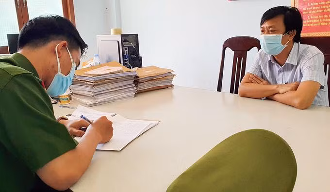 Ông Ngô Quang Phú tại cơ quan điều tra