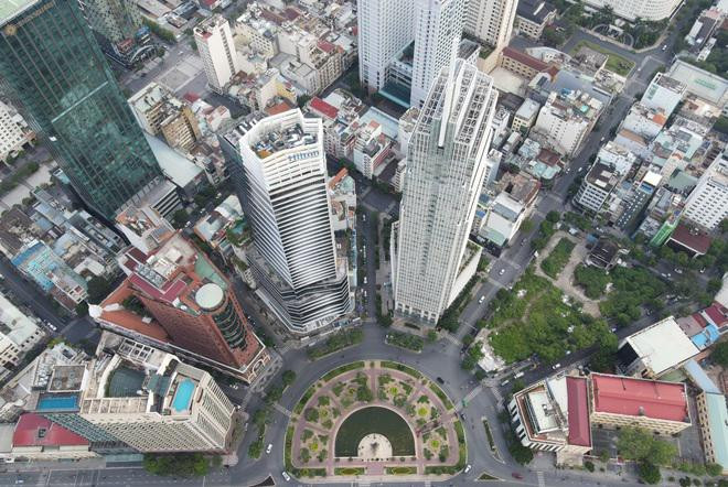 Trung tâm TP.HCM trong những ngày giãn cách xã hội Trung tâm TP.HCM trong những ngày giãn cách xã hội