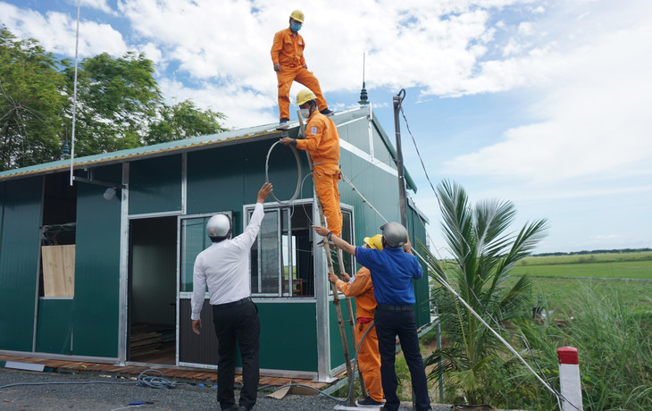 Các đơn vị điện lực tại 21 tỉnh Nam bảo đảm cấp điện an toàn, ổn định dịp Quốc khánh 2/9 và phục vụ công tác phòng chống dịch Covid-19