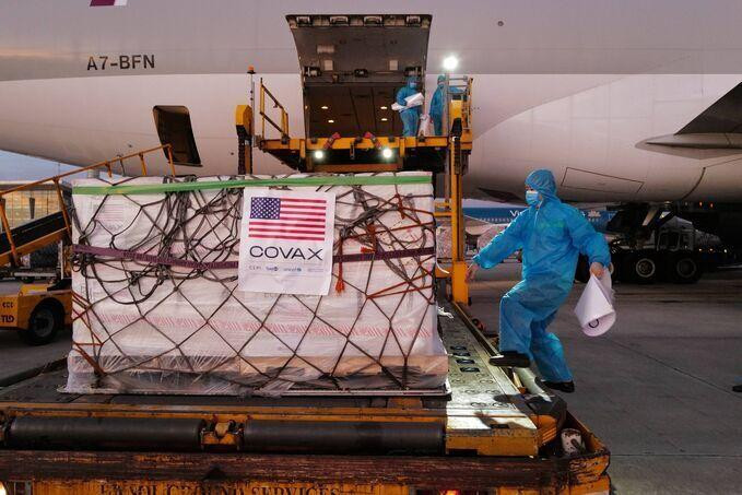 Việt Nam nhận thêm gần 2 triệu liều vaccine Pfizer từ Mỹ
