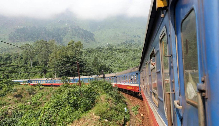 Tàu khách Bắc Nam chạy lại từ 13/10