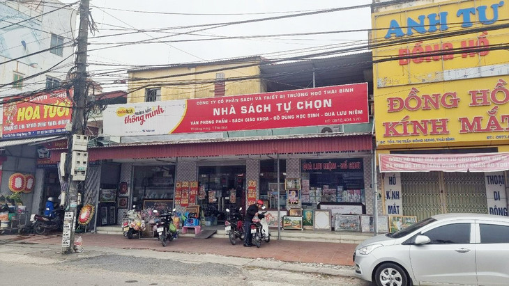 Nhà sách do Vũ Ngọc Anh làm chủ Nhà sách do Vũ Ngọc Anh làm chủ