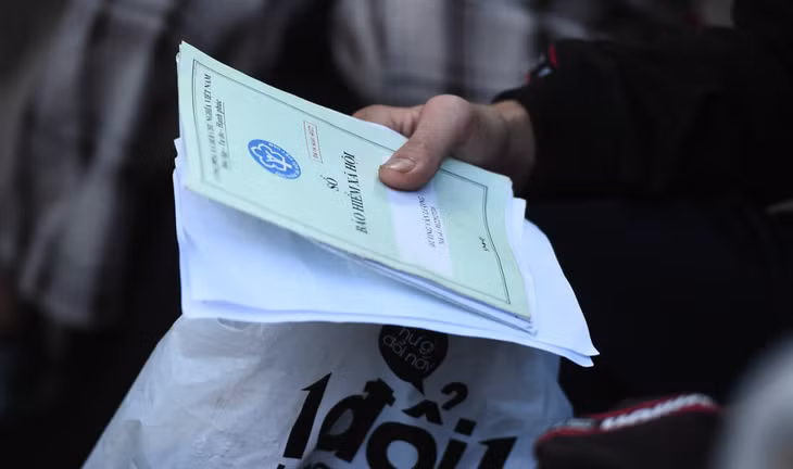 Lao động làm thủ tục rút BHXH một lần tại Cơ quan BHXH TP Thủ Đức, TP.HCM