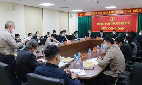 Toàn cảnh cuộc tiếp công dân thuộc tổ 18E phường Vĩnh Tuy, quận Hai Bà Trưng, thành phố Hà Nội. Ảnh: L.A. Toàn cảnh cuộc tiếp công dân thuộc tổ 18E phường Vĩnh Tuy, quận Hai Bà Trưng, thành phố Hà Nội. Ảnh: L.A.