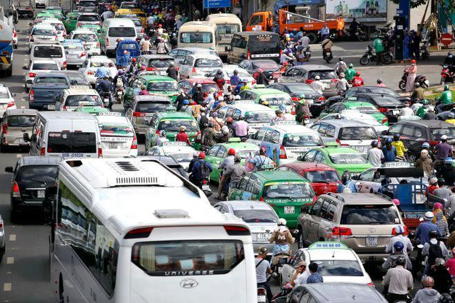 Dự án xây dựng đường nối Trần Quốc Hoàn với đường Cộng Hòa là một trong những dự án quan trọng được kỳ vọng nhất nhằm giảm tải giao thông khu vực sân bay Tân Sơn Nhất