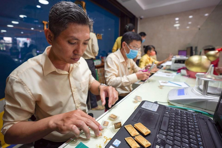 Sáng 4/12, giá vàng miếng SJC lên 61,15 triệu đồng